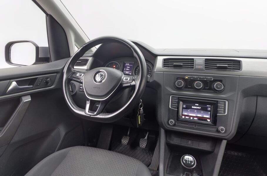 Volkswagen Caddy Maxi vaihtoauto