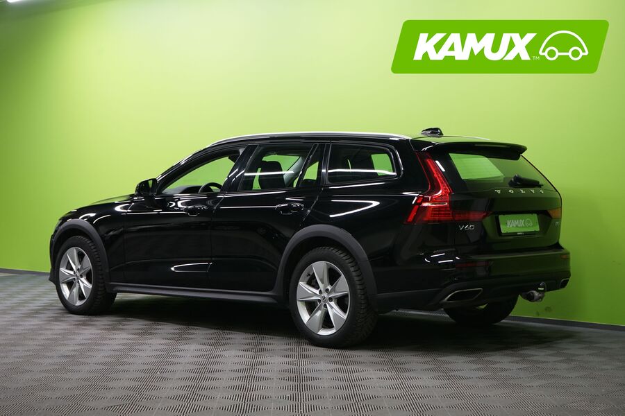 Volvo V60 Cross Country vaihtoauto