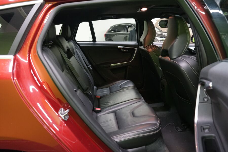 Volvo V60 vaihtoauto