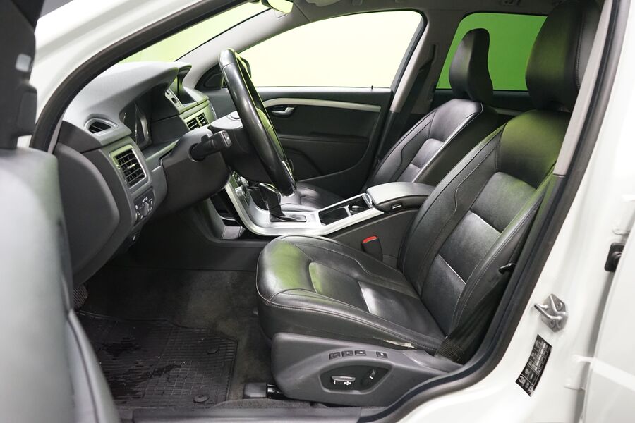 Volvo V70 vaihtoauto