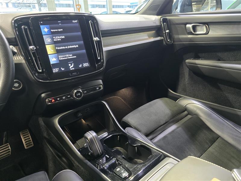 Volvo XC40 vaihtoauto