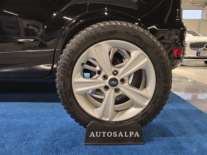 Ford Kuga vaihtoauto