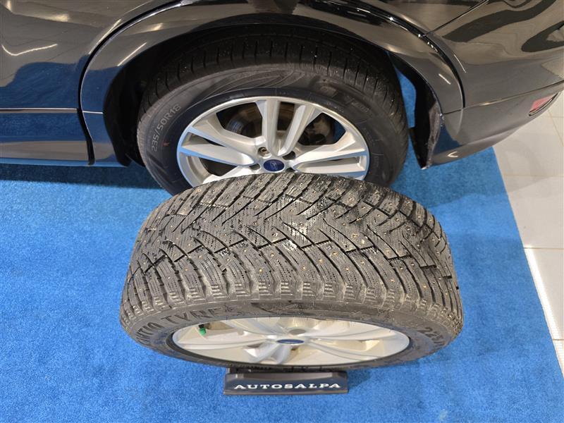 Ford Kuga vaihtoauto