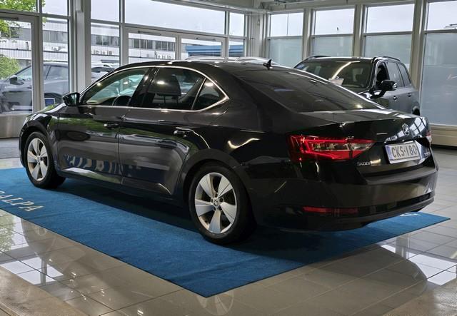 Skoda Superb vaihtoauto