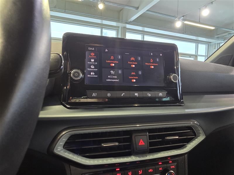 SEAT Arona vaihtoauto