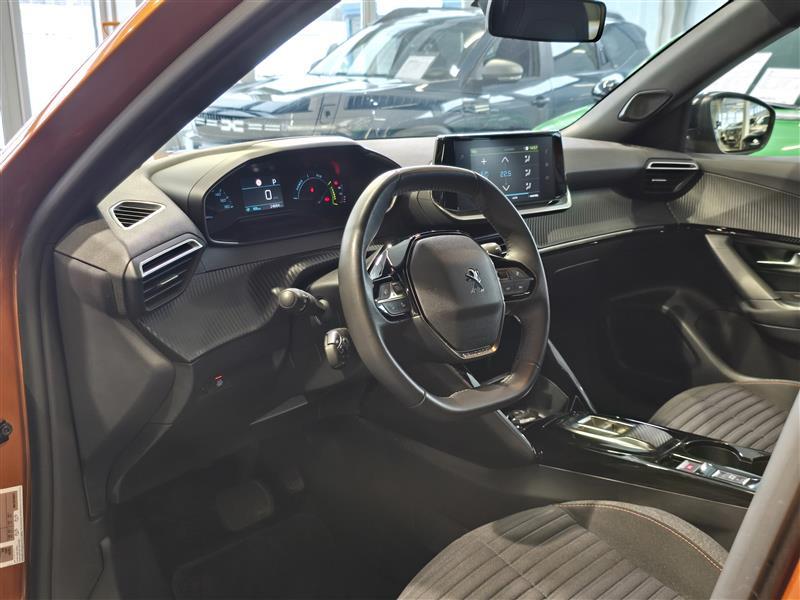 Peugeot e-2008 vaihtoauto