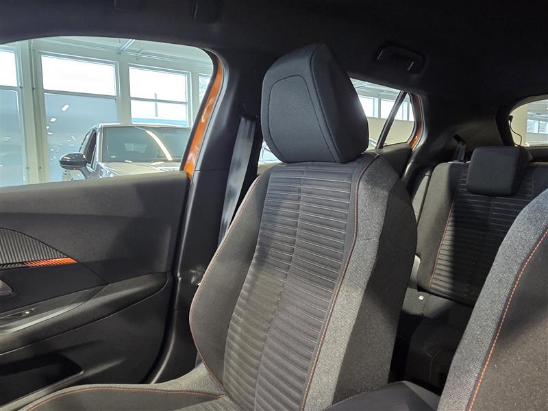 Peugeot e-2008 vaihtoauto