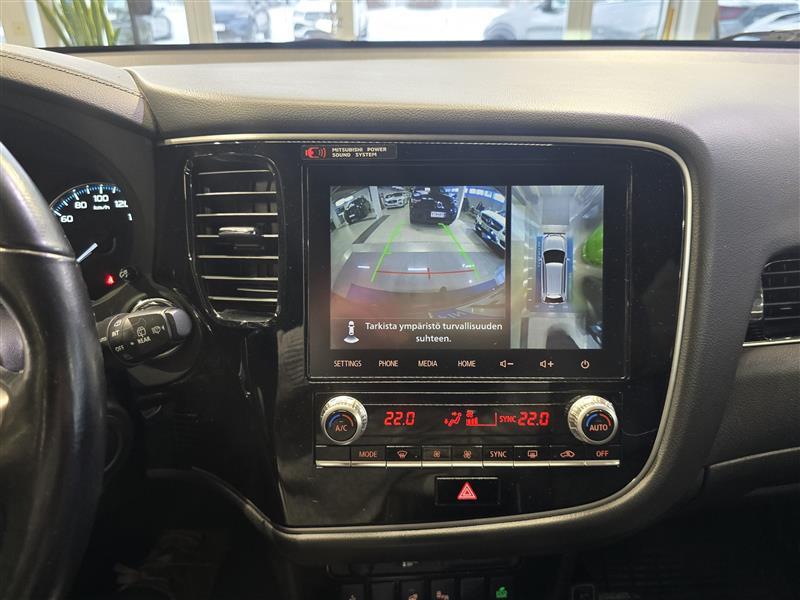 Mitsubishi Outlander PHEV vaihtoauto