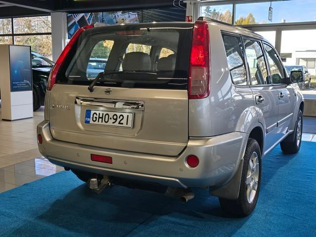 Nissan X-Trail vaihtoauto