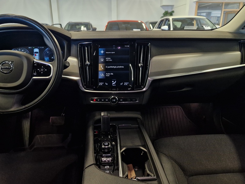 Volvo V90 Cross Country vaihtoauto