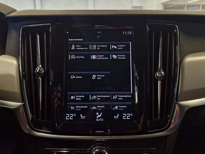 Volvo V90 Cross Country vaihtoauto