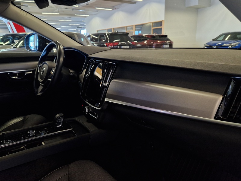 Volvo V90 Cross Country vaihtoauto