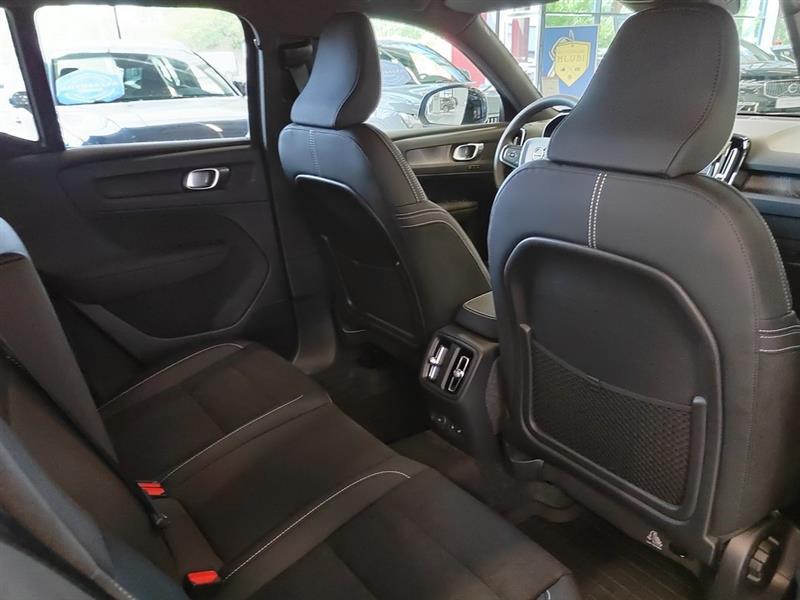 Volvo EX40 vaihtoauto