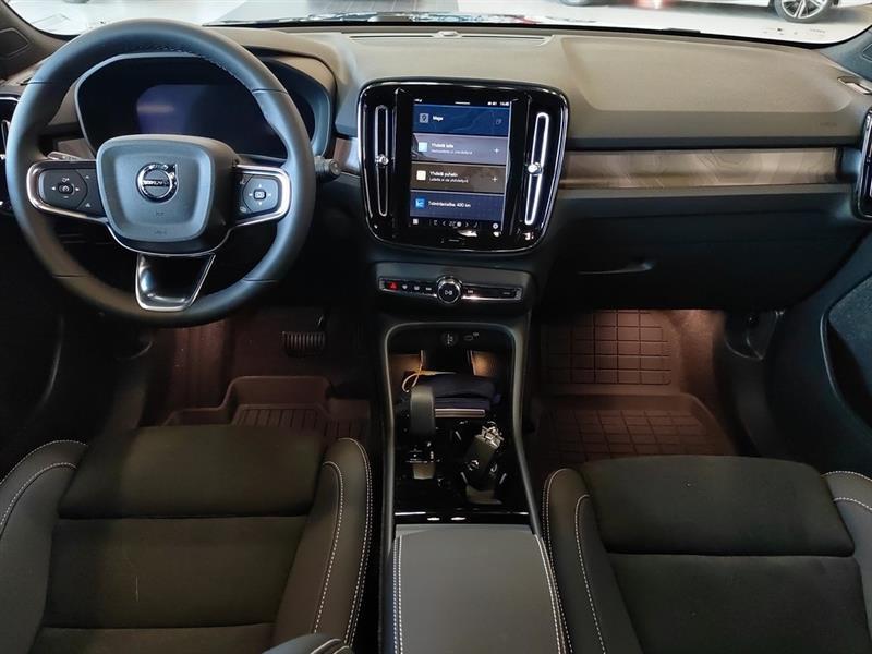 Volvo EX40 vaihtoauto