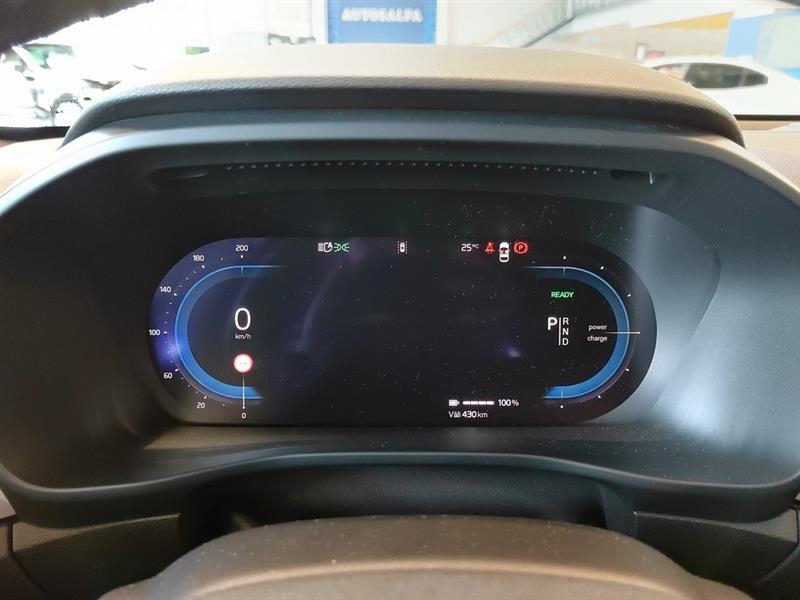 Volvo EX40 vaihtoauto