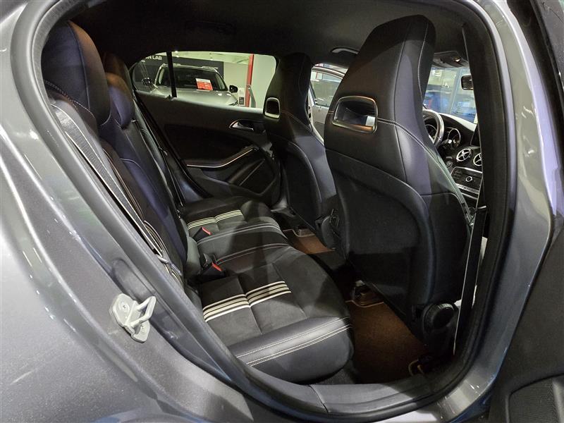 Mercedes-Benz GLA vaihtoauto