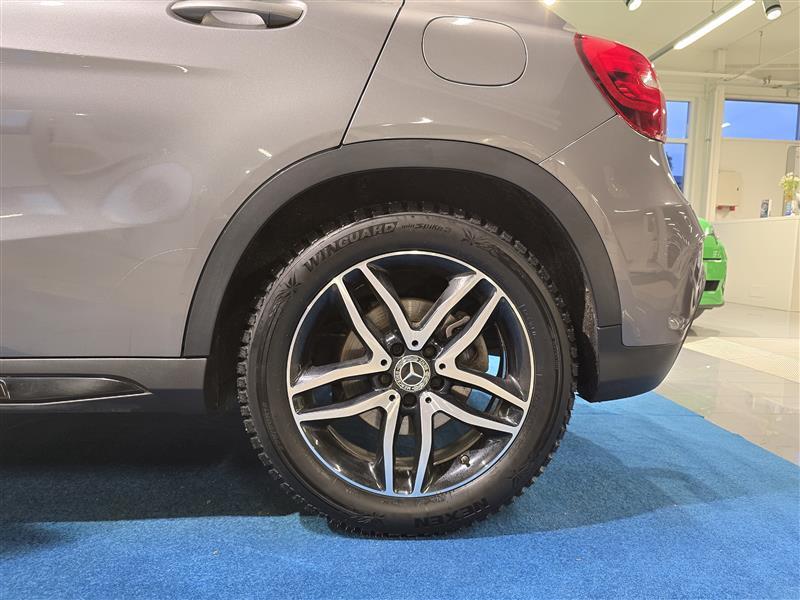 Mercedes-Benz GLA vaihtoauto