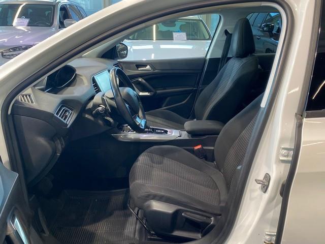 Peugeot 308 vaihtoauto