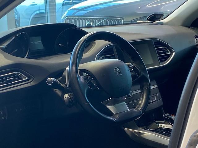 Peugeot 308 vaihtoauto