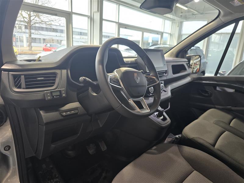 Renault Trafic vaihtoauto