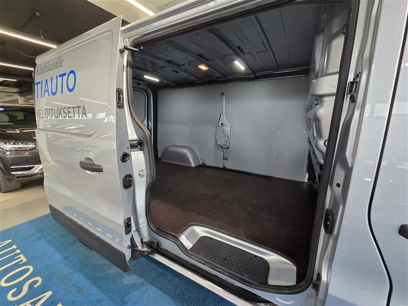 Renault Trafic vaihtoauto