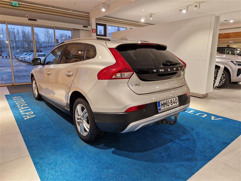Volvo V40 Cross Country vaihtoauto
