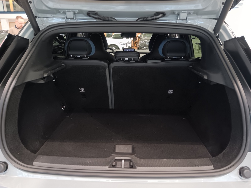 Volvo EX30 vaihtoauto