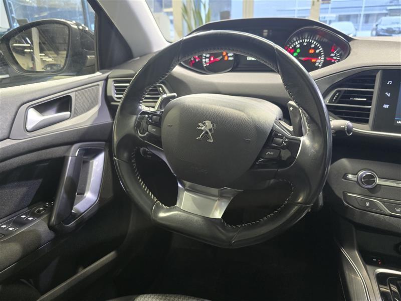 Peugeot 308 vaihtoauto