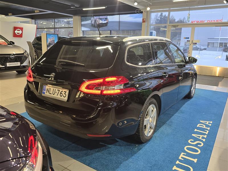 Peugeot 308 vaihtoauto