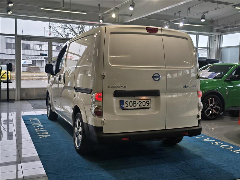 Nissan e-NV200 vaihtoauto