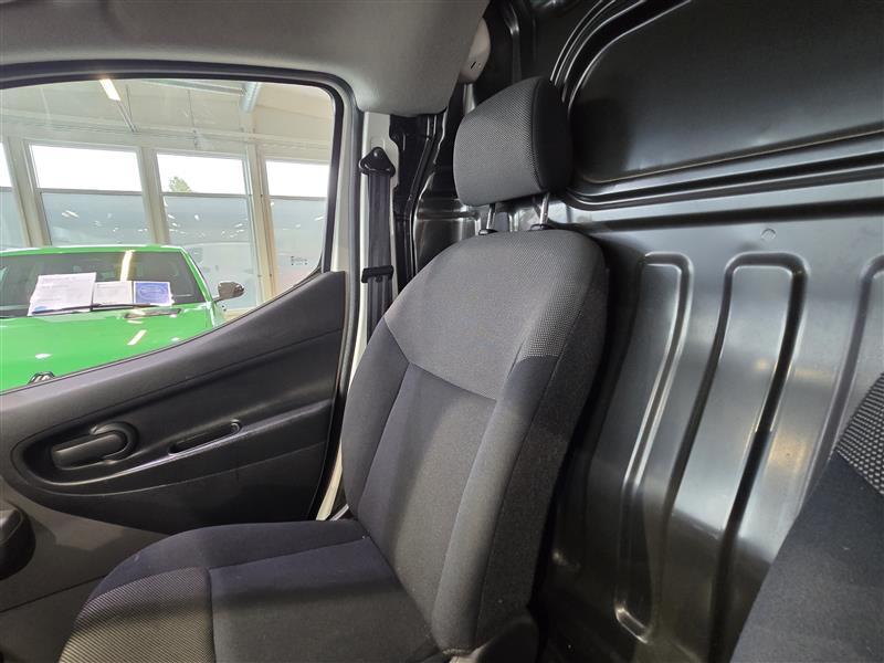 Nissan e-NV200 vaihtoauto