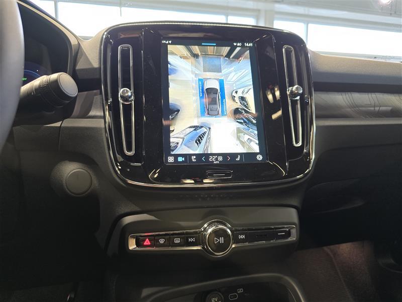 Volvo EC40 vaihtoauto