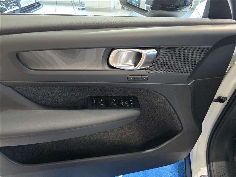 Volvo EC40 vaihtoauto