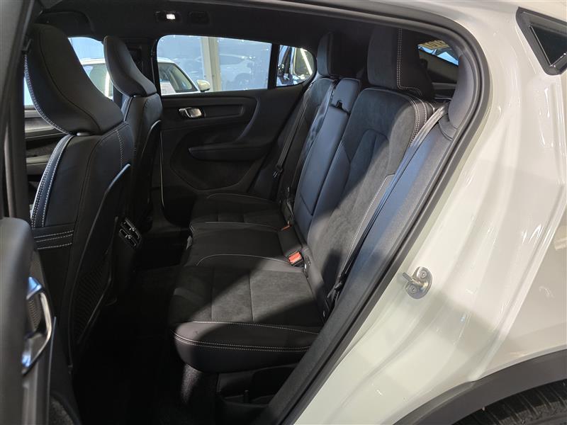 Volvo EC40 vaihtoauto