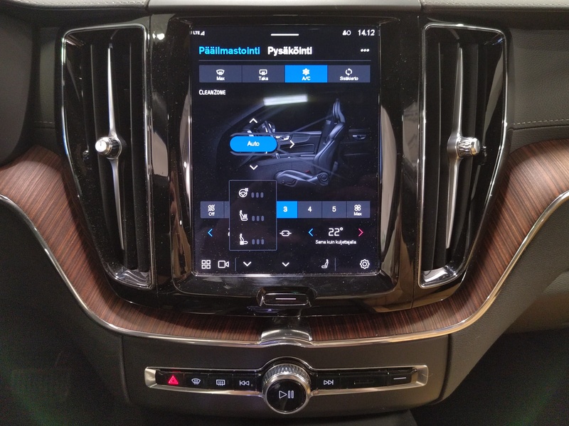 Volvo XC60 vaihtoauto