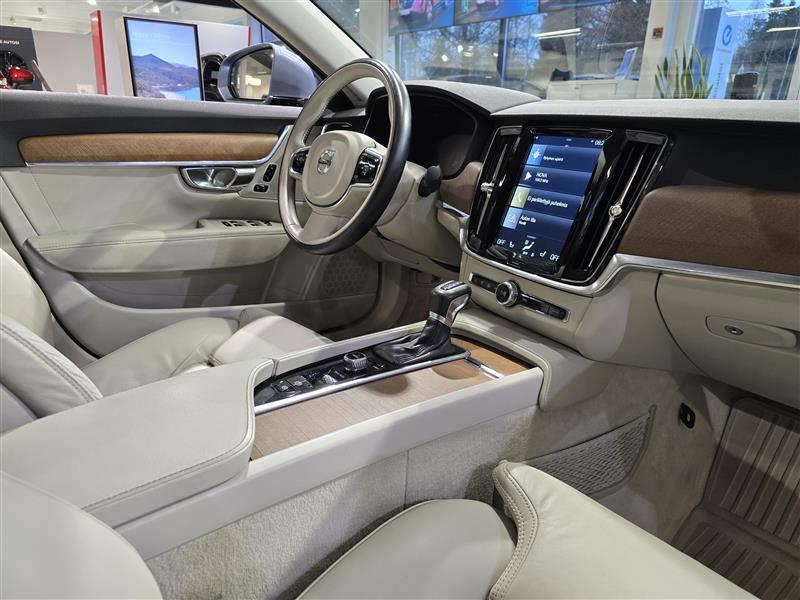 Volvo S90 vaihtoauto