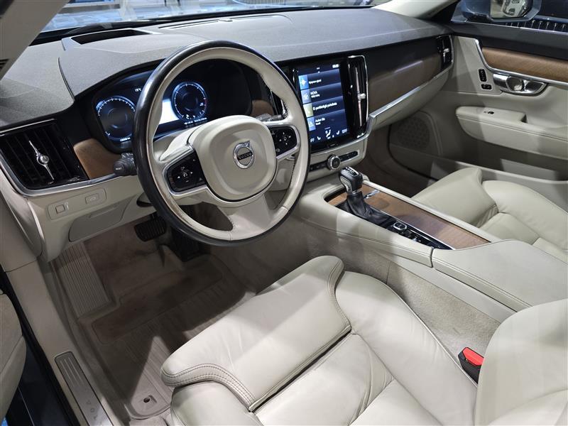 Volvo S90 vaihtoauto