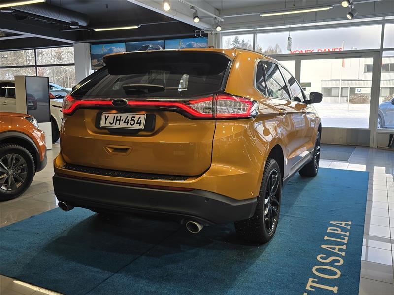 Ford Edge vaihtoauto