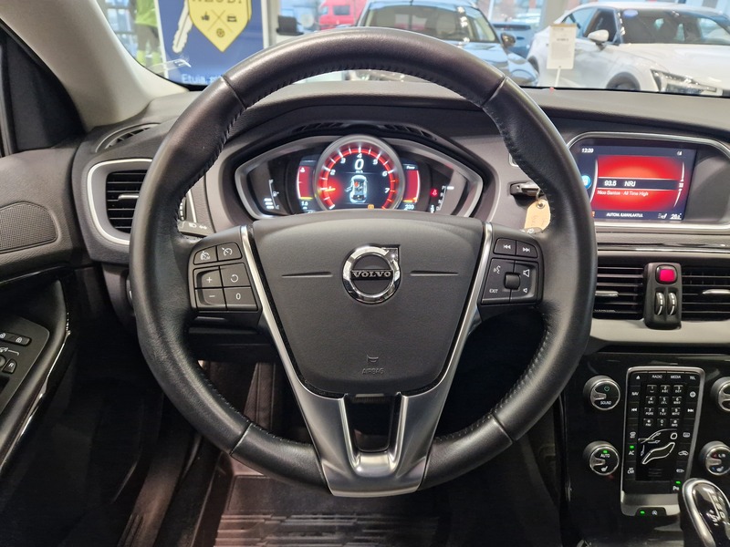 Volvo V40 vaihtoauto