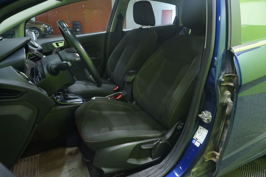 Ford Fiesta vaihtoauto