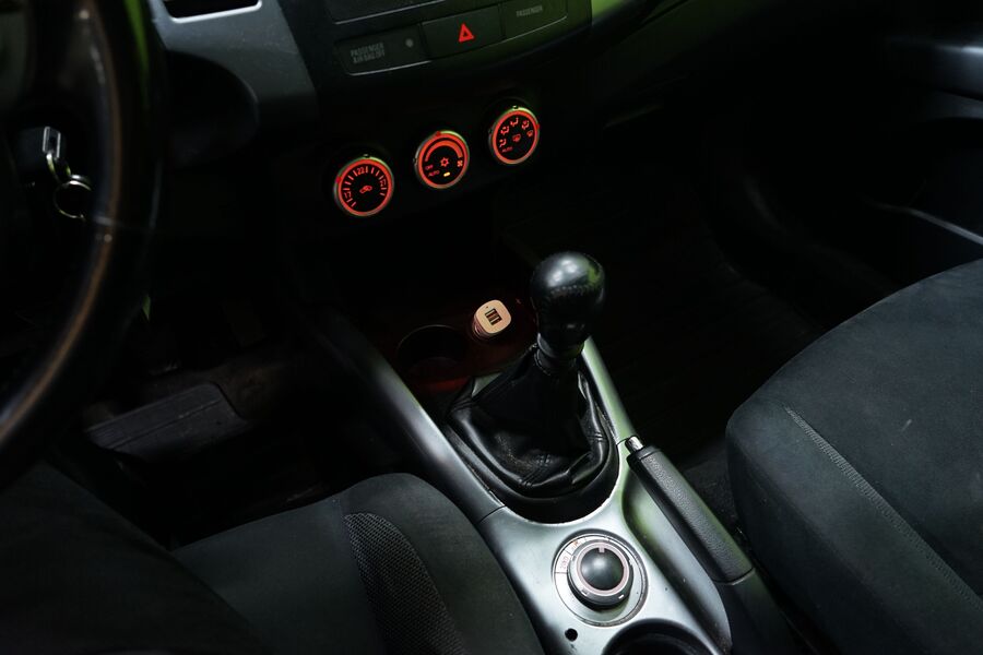 Mitsubishi Outlander vaihtoauto