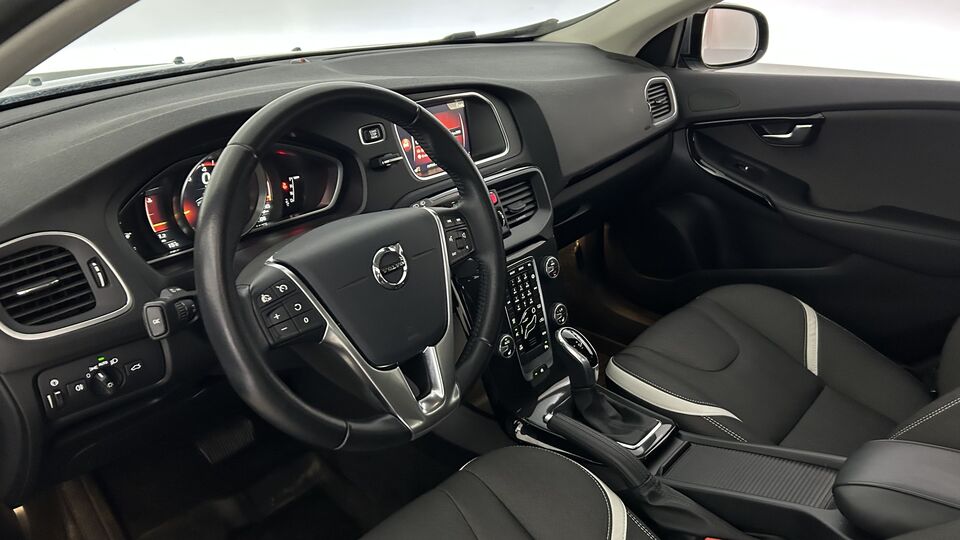 Volvo V40 vaihtoauto