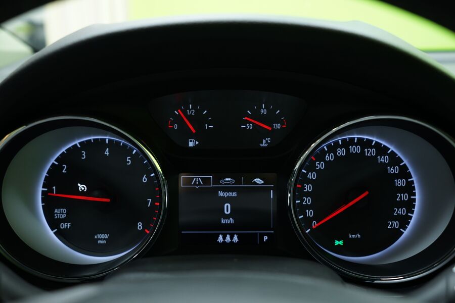 Opel Astra vaihtoauto