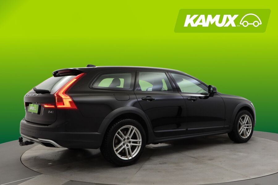 Volvo V90 Cross Country vaihtoauto