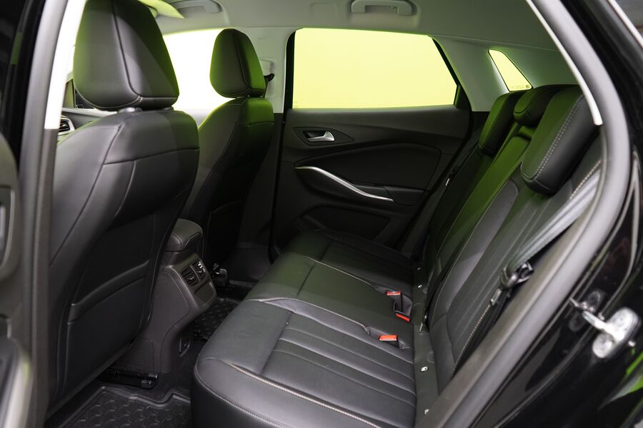 Opel Grandland vaihtoauto