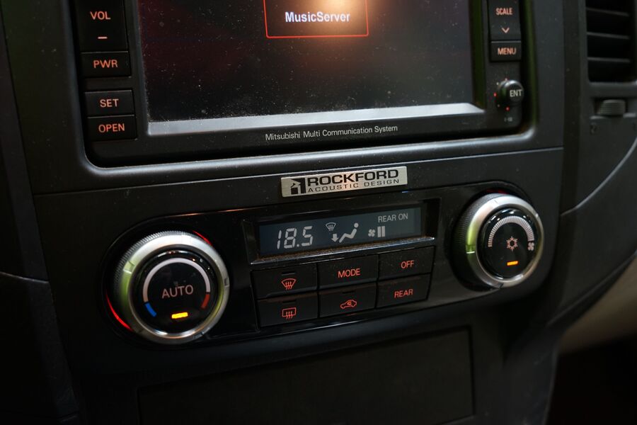 Mitsubishi Pajero vaihtoauto