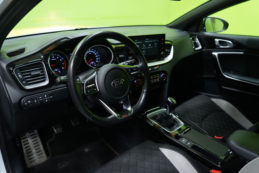 Kia Proceed vaihtoauto