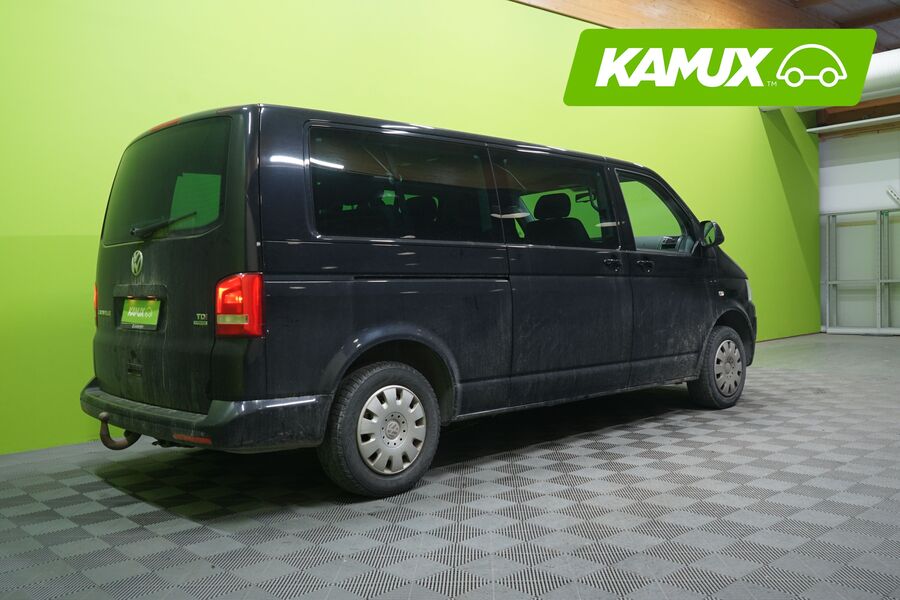 Volkswagen Caravelle vaihtoauto