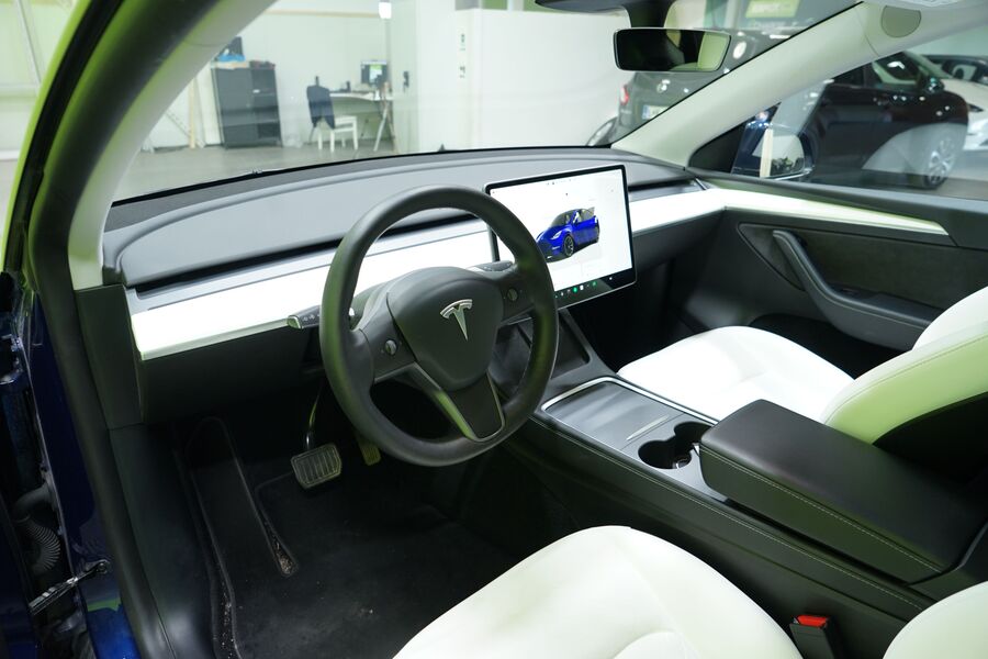 Tesla Model Y vaihtoauto