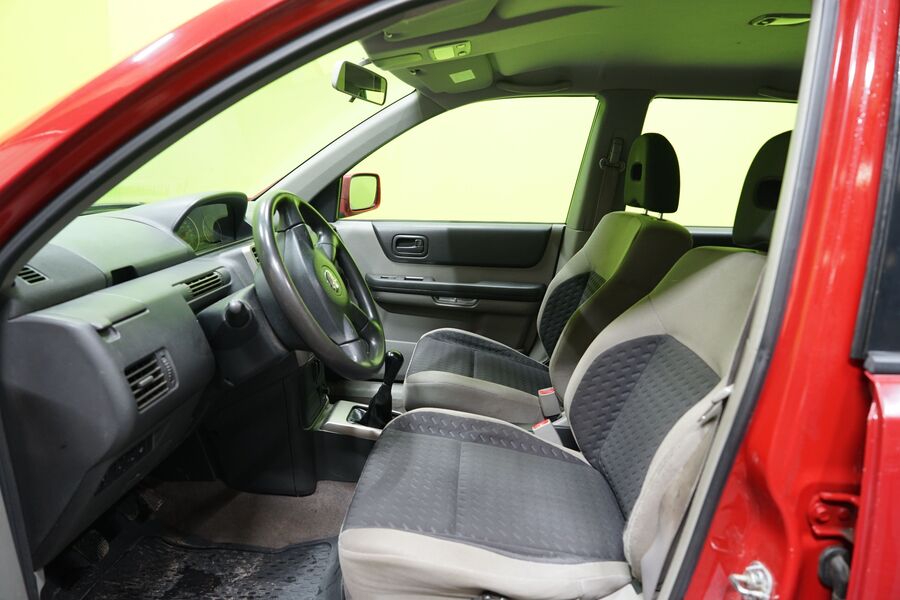 Nissan X-Trail vaihtoauto